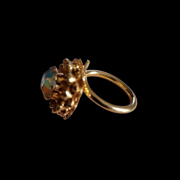Vtg. Sarah Coventry Ring - Picture 7 of 9